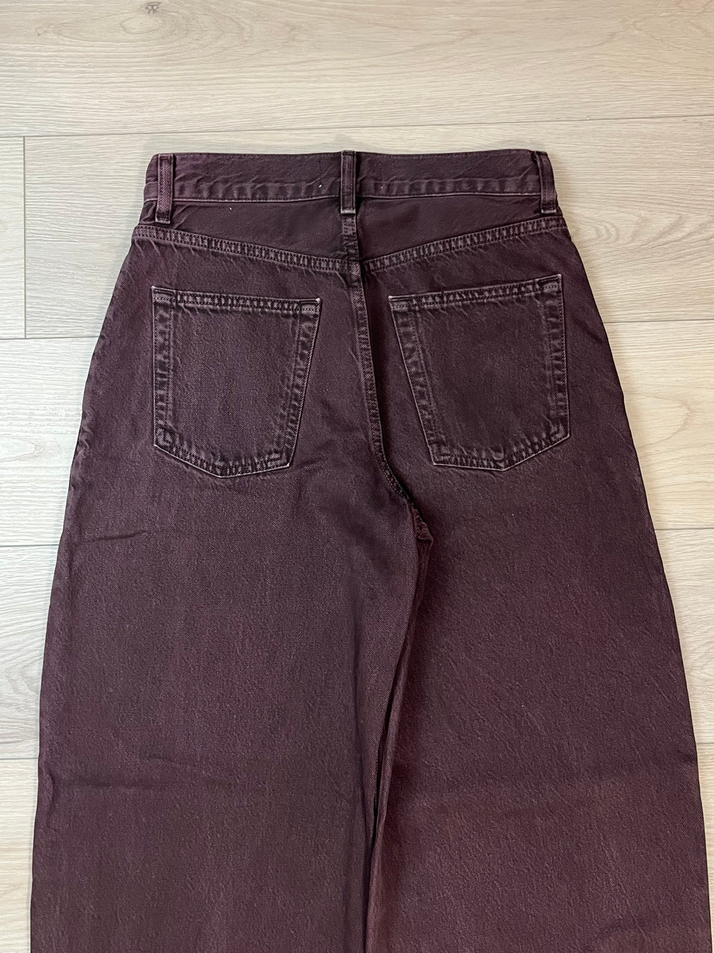 AGOLDE Sefton Barrel Jean in Burgundy – Size 24 – New