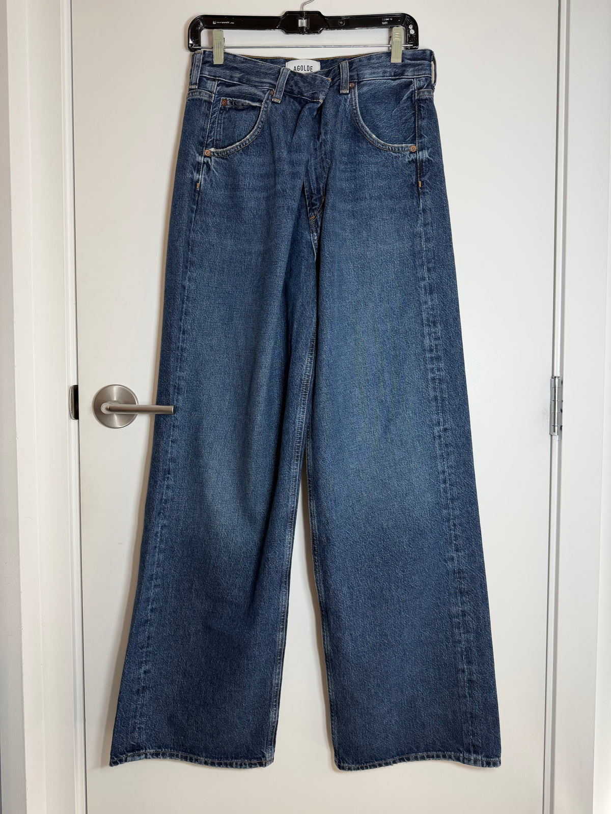 Agolde Vana Jean's size 24