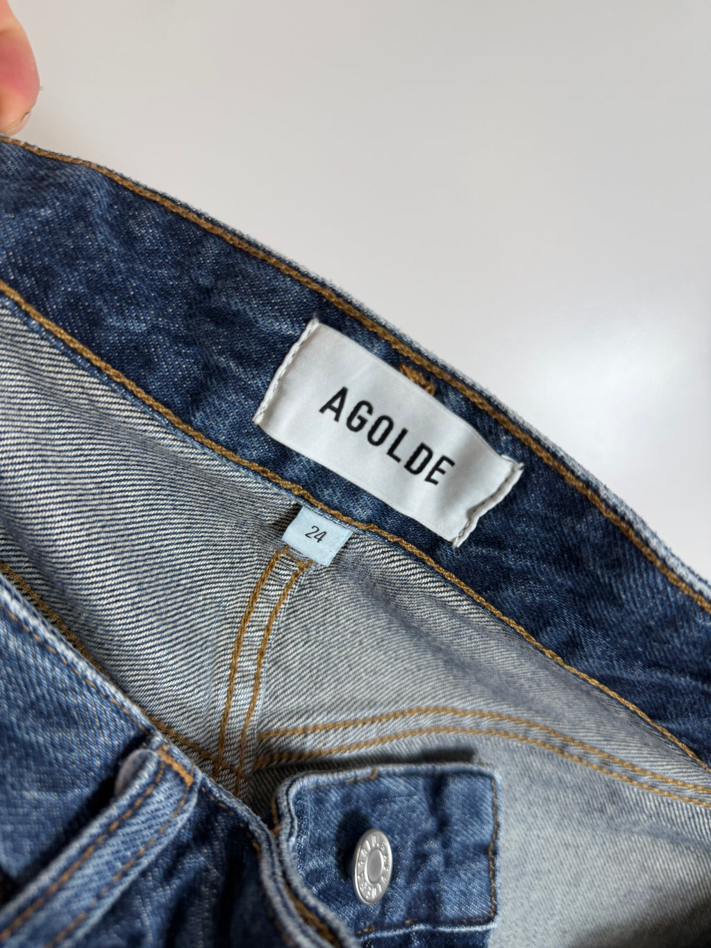 Agolde Vana Jean's size 24