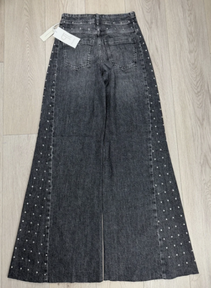 The Adi Mid-Rise Studded Flare jeans Pilcro size 23 TALL - BNWT