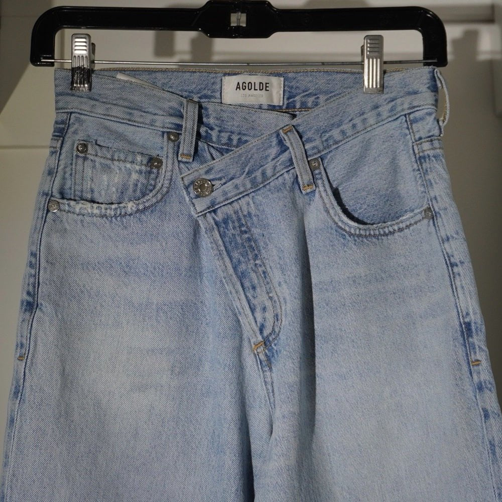 AGOLDE Criss Cross Jeans Size 22 Light Blue - TheRWDenimAGOLDE Criss Cross Light Blue – TheRWDenim
