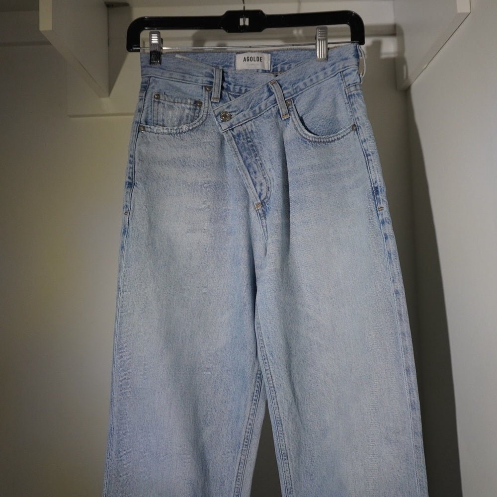 AGOLDE Criss Cross Jeans Size 22 Light Blue - TheRWDenimAGOLDE Criss Cross Light Blue – TheRWDenim