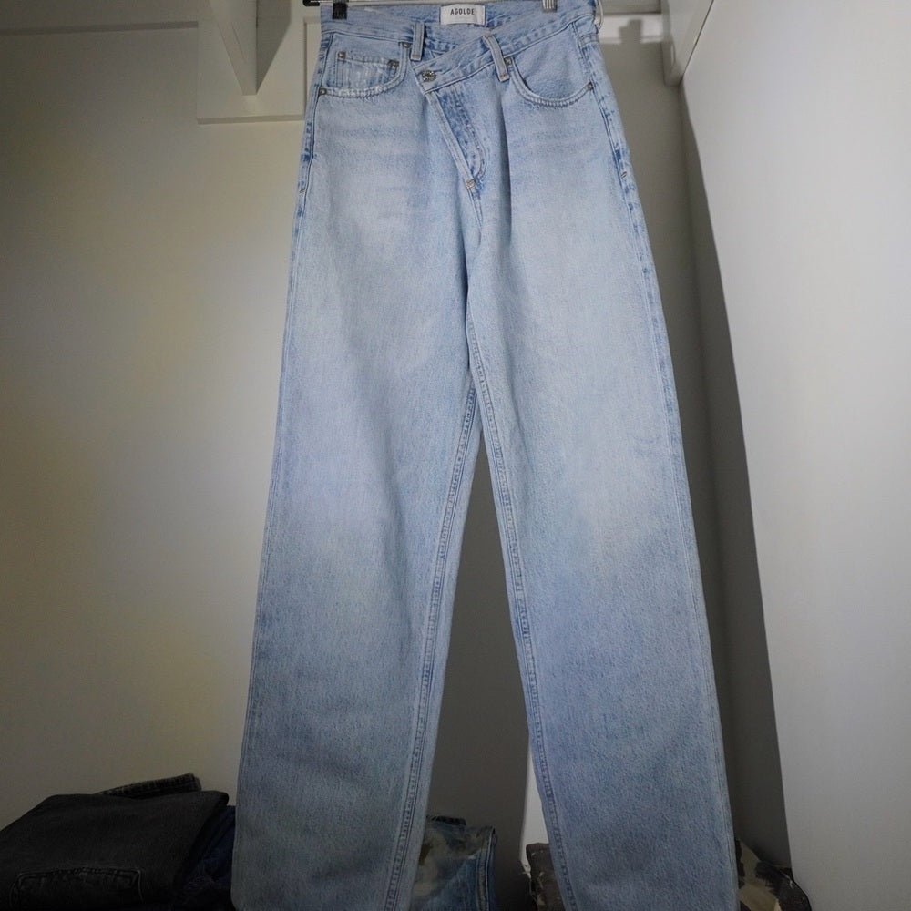 AGOLDE Criss Cross Jeans Size 22 Light Blue - TheRWDenimAGOLDE Criss Cross Light Blue – TheRWDenim