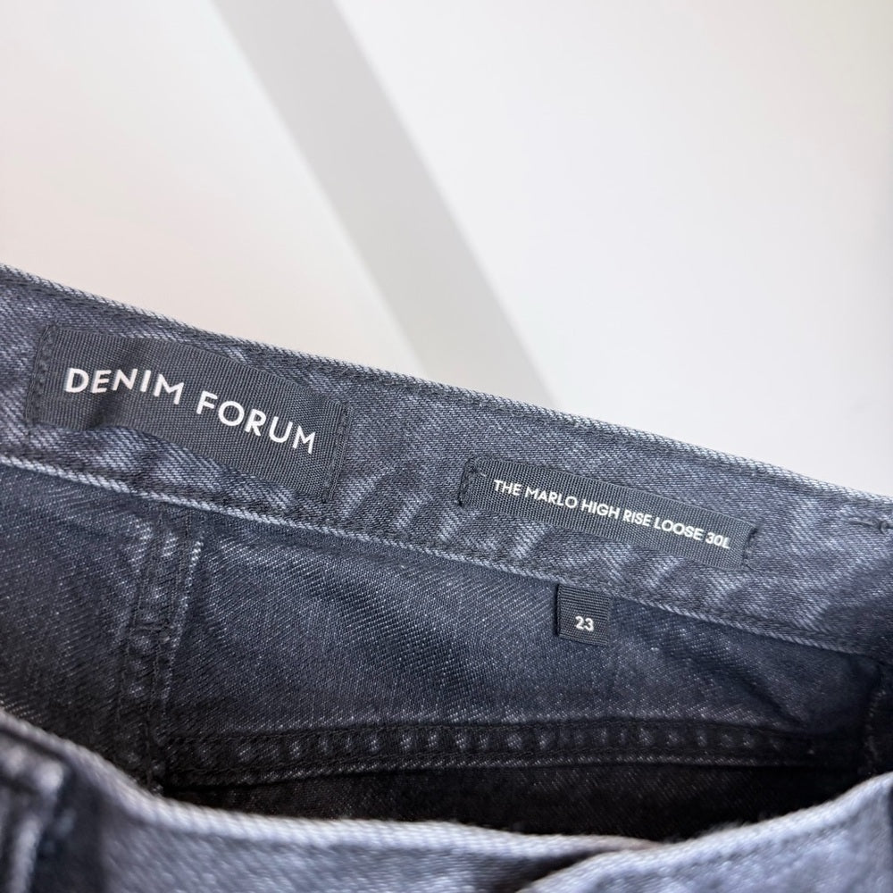 Aritizia Jeans Denim Forum the marlo high rise size 23 in black - TheRWDenimDenim Forum Aritzia the Marlo High Rise in Black Wide-Leg – TheRWDenim