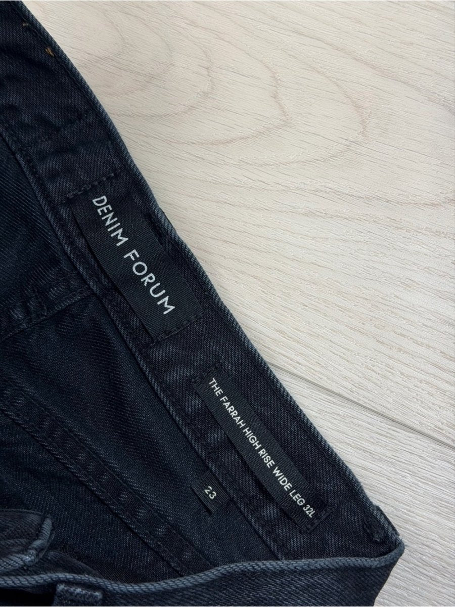 Aritzia denim forum the Farrah hi-rise Black High-Rise Wide Leg Jeans - TheRWDenimDenim Forum Aritzia the Farrah Hi-Rise Black High-Rise Wide Leg – TheRWDenim
