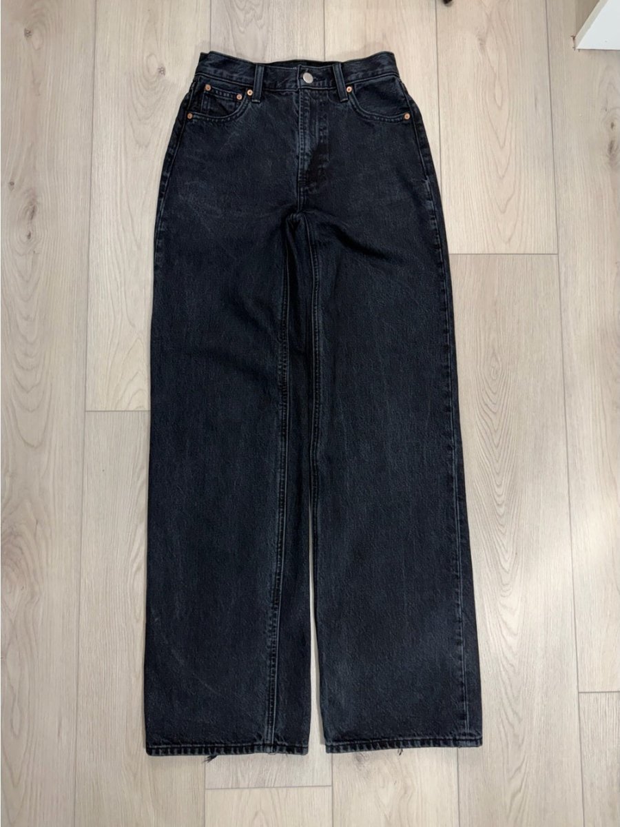 Aritzia denim forum the Farrah hi-rise Black High-Rise Wide Leg Jeans - TheRWDenimDenim Forum Aritzia the Farrah Hi-Rise Black High-Rise Wide Leg – TheRWDenim