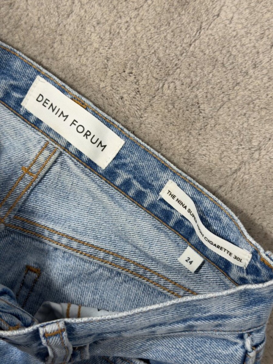 Denim Forum “The Nina” Super High Cigarette (30L) – Reworked - TheRWDenimDenim Forum The Nina Super High Cigarette Wide-Leg Blue Wash Upcycled Reworked Denim – TheRWDenim