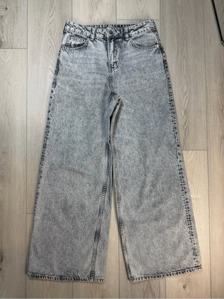 Divided Wide-Leg Jeans in Light Grey Wash - TheRWDenimDivided Wide-Leg in Light Grey Wash – TheRWDenim