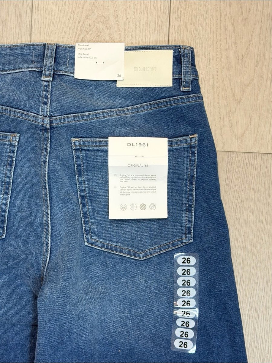 DL1961 Miro Barrel High Rise in Opal Harbor - TheRWDenimDL1961 Miro Barrel High Rise in Opal Harbor Tapered-Leg Blue Wash – TheRWDenim