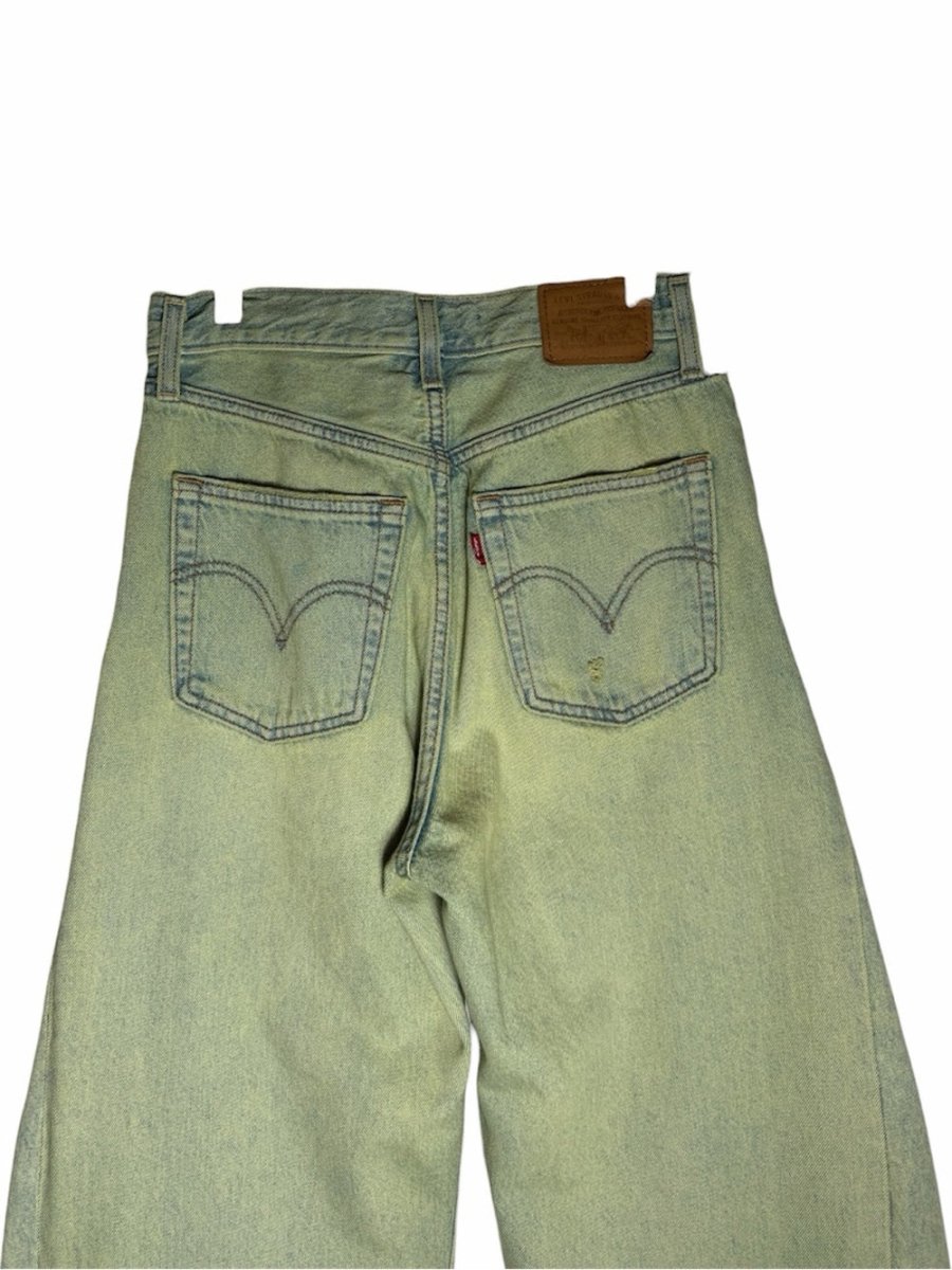 Levi's High-Rise Wide-Leg Jeans in Pale Green Wash upcycled - TheRWDenimLevi's High-Rise Wide-Leg in Pale Green Wash Upcycled Reworked Denim – TheRWDenim