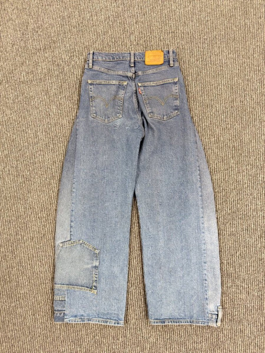 Levi's Reworked Upcycled Barrel Leg Jeans - Organic Dye Curved Denim 26 - TheRWDenimLevi's Barrel Leg - Organic Dye Curved Denim Wide-Leg Blue Wash Upcycled Reworked Denim – TheRWDenim