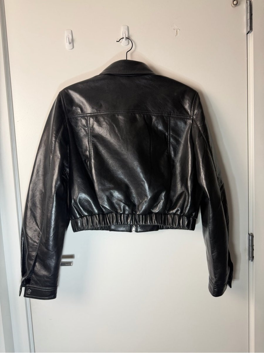 Nahla Cropped Jacket (Recycled Leather) in Detox - TheRWDenimAGOLDE Nahla Cropped Jacket (Recycled Leather) in Detox Black – TheRWDenim
