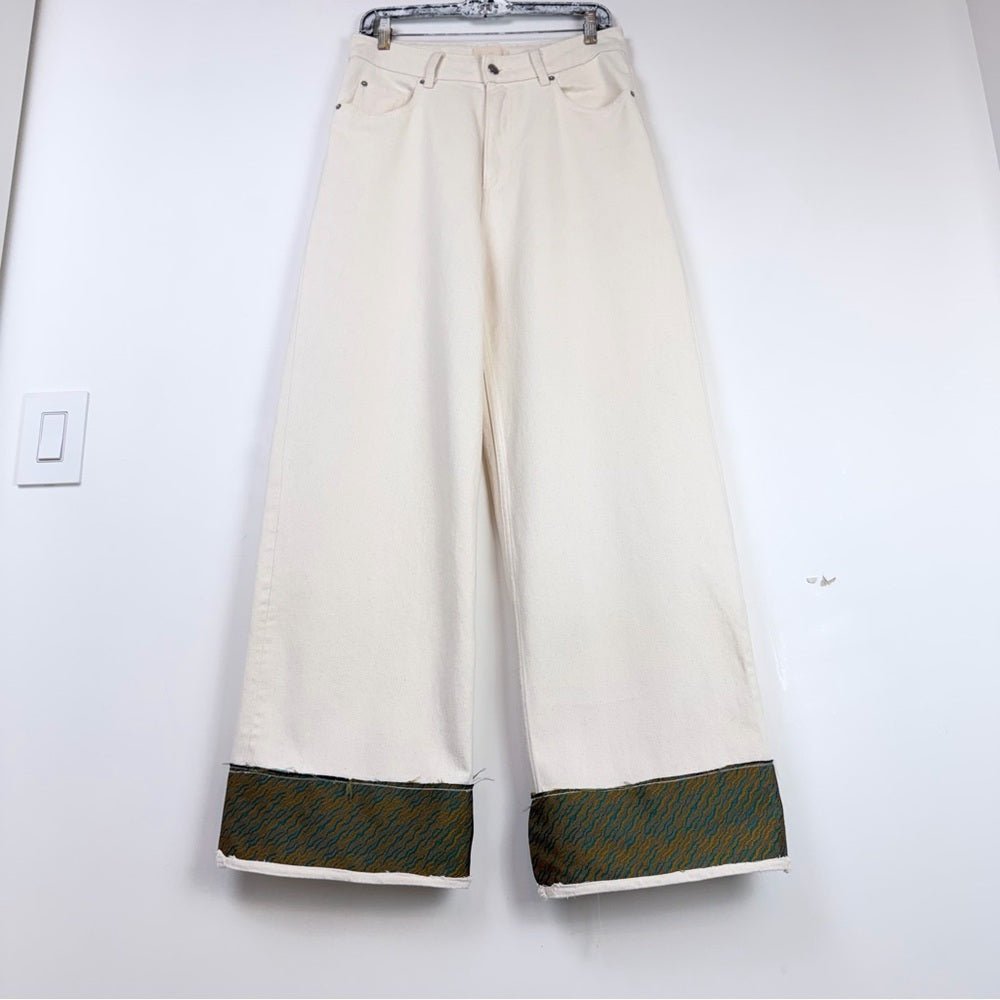 Relaxed Cream Wide-Leg Jeans with pattern Cuff - TheRWDenimRelaxed Cream Wide-Leg with Pattern Cuff Beige – TheRWDenim