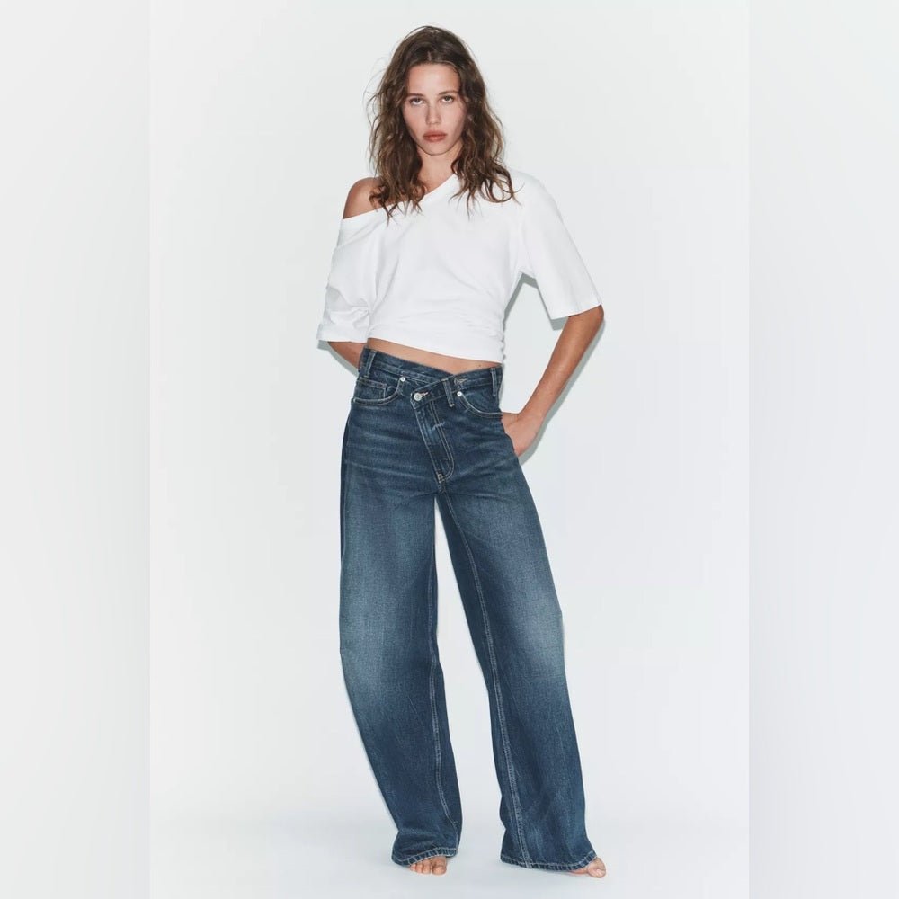 The high waist crossover Criss cross Zara wide leg jeans 22/ 23 BNWT - TheRWDenimZara The High Waist Crossover Criss Cross Wide Leg Navy – TheRWDenim