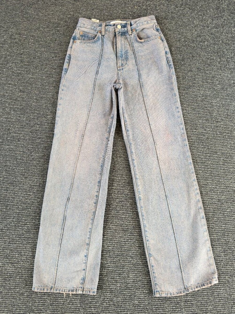 The Tailored high rise wide leg size 24 - TheRWDenimThe Tailored High Rise Wide Leg Blue Wash – TheRWDenim
