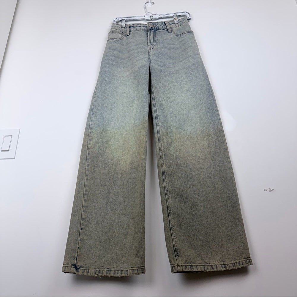 Two tone brown wash jeans in size 5 (28) - TheRWDenimTwo Tone Brown Wash Straight-Leg Blue – TheRWDenim