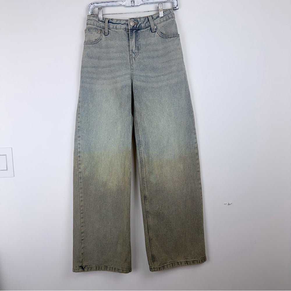 Two tone brown wash jeans in size 5 (28) - TheRWDenimTwo Tone Brown Wash Straight-Leg Blue – TheRWDenim