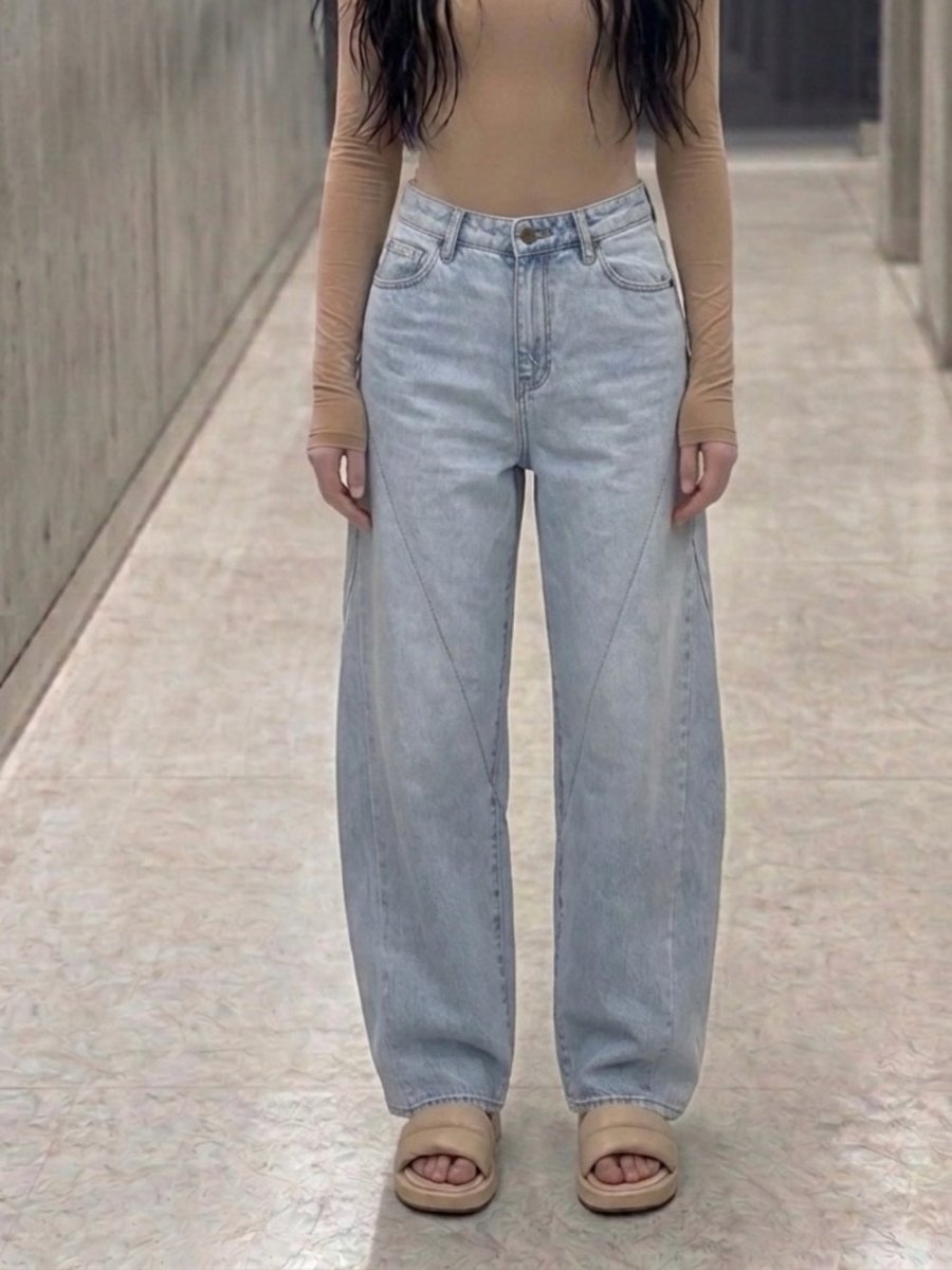 Upcycled Rolla's Jeans High Rise Wide Leg full legnth size 24 - TheRWDenimRolla's High Rise Wide Leg Full Length Blue Wash Upcycled Reworked Denim – TheRWDenim