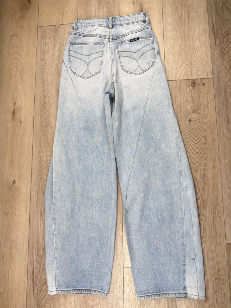 Upcycled Rolla's Jeans High Rise Wide Leg full legnth size 24 - TheRWDenimRolla's High Rise Wide Leg Full Length Blue Wash Upcycled Reworked Denim – TheRWDenim