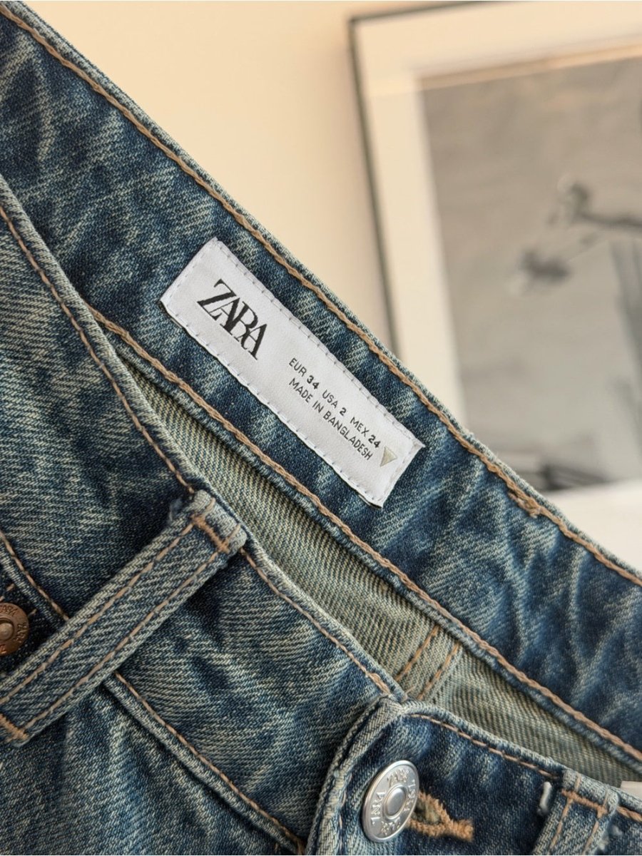 Zara Faded Light high raise Blue Wide-Leg Jeans 24 - TheRWDenimZara Faded Light High Raise Blue Wide-Leg – TheRWDenim